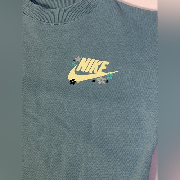 Nike Girls Outfit Set XS 4 Sweatshirt Top & Floral Flare Leggings Pants Logo - Picture 6 of 14